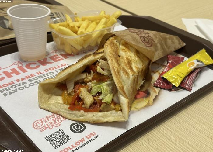 Supplì e sfizi fritti pronti sul bancone